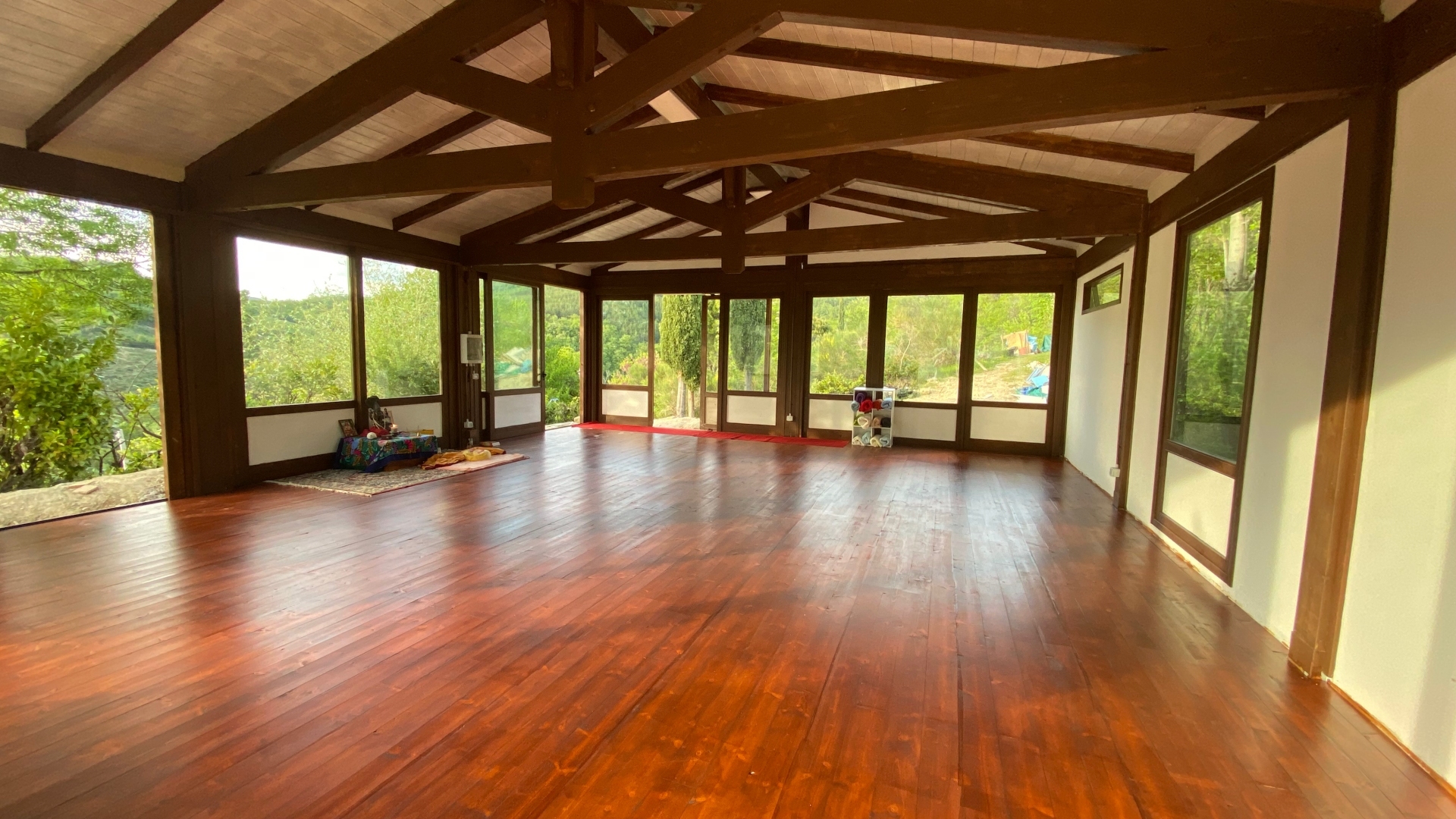 batch_batch_yoga-hall