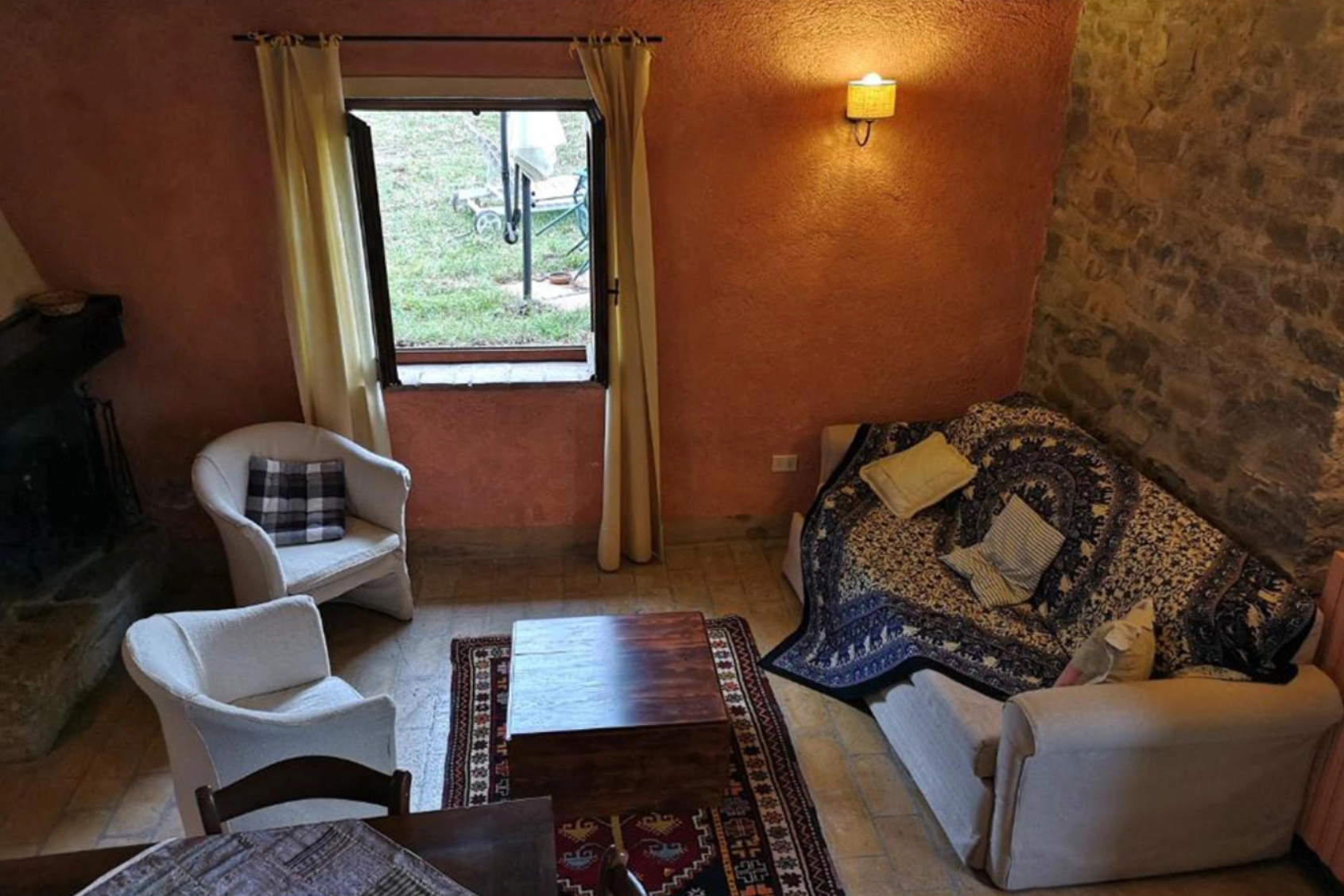 Stone walls interior